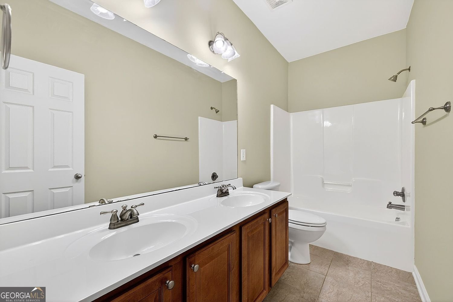 8004 Larksview Drive Fairburn - Photo 11