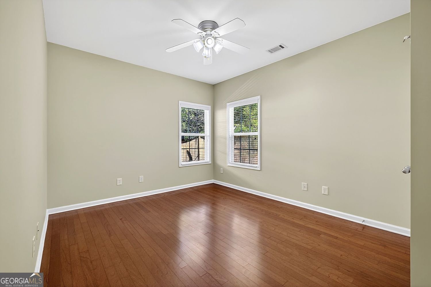 8004 Larksview Drive Fairburn - Photo 16