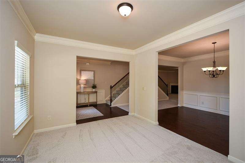 140 Cornerstone Circle Woodstock - Photo 18