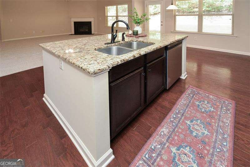 140 Cornerstone Circle Woodstock - Photo 7