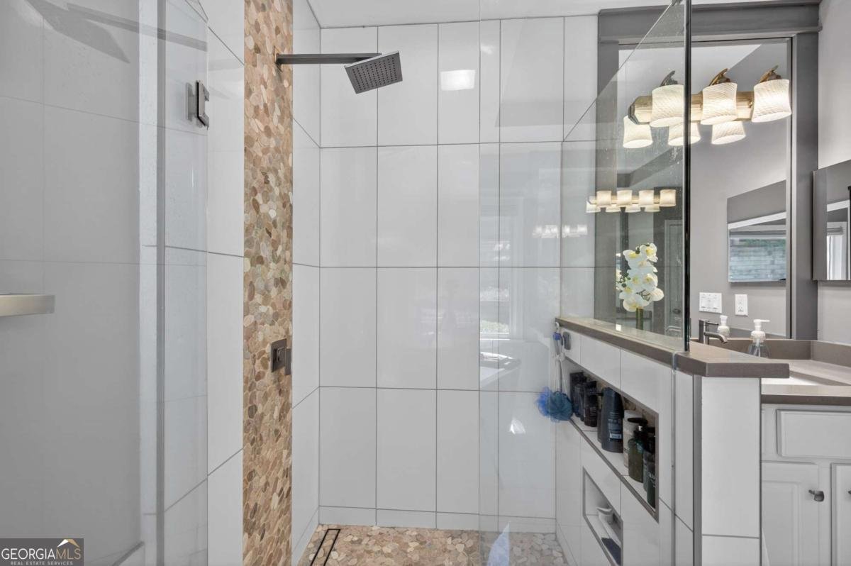 6650 River Crest Point Suwanee - Photo 16