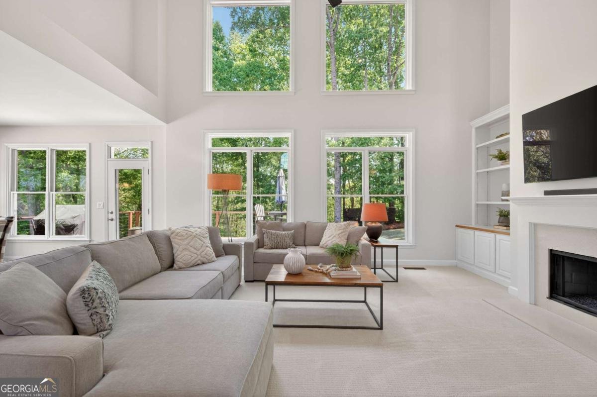 6650 River Crest Point Suwanee - Photo 8