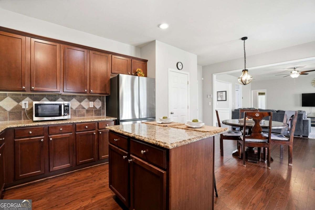 2545 Wainwright Way Cumming - Photo 16