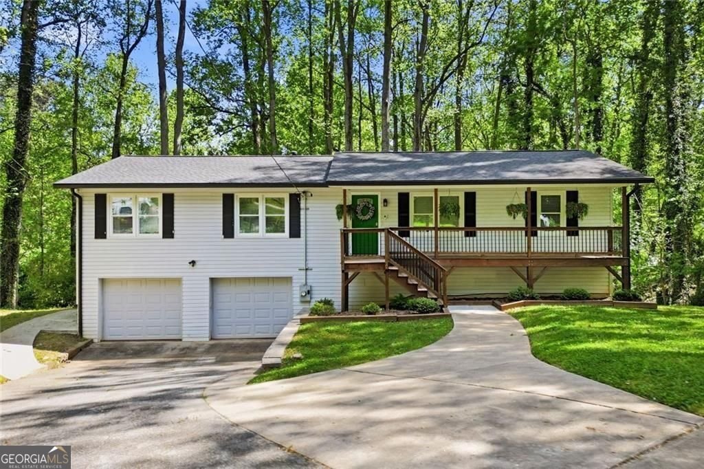 306 Jason Court Woodstock - Photo 1