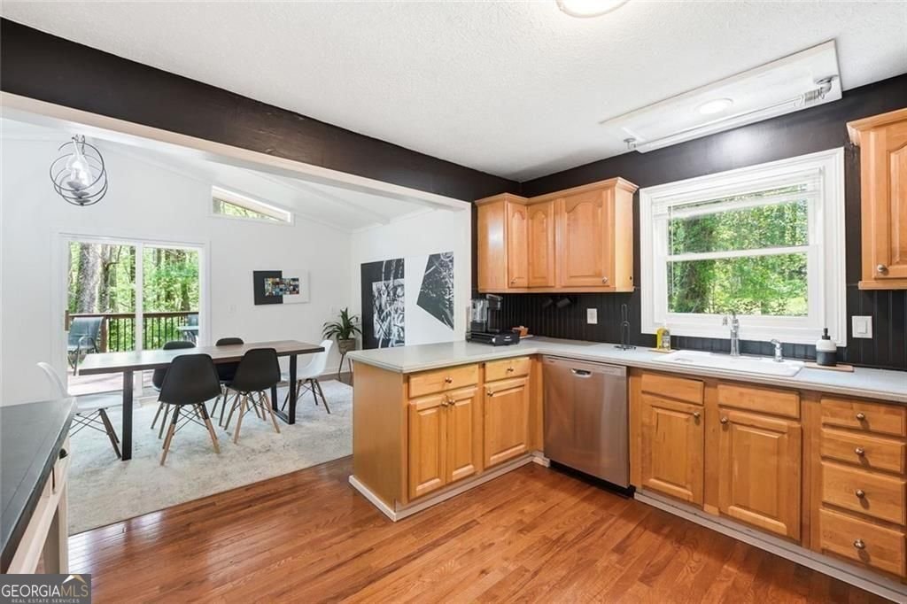 306 Jason Court Woodstock - Photo 12