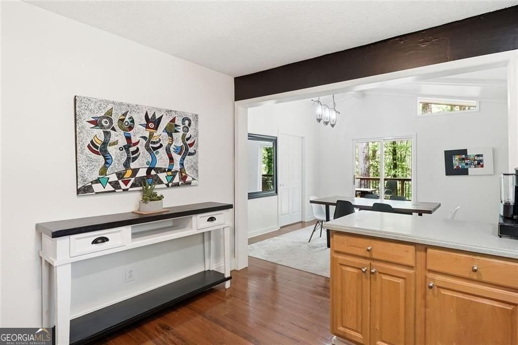 306 Jason Court Woodstock - Photo 14