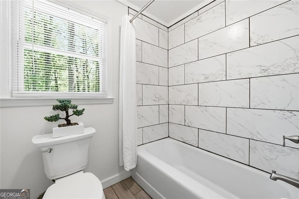 306 Jason Court Woodstock - Photo 22