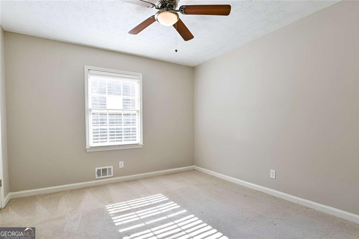 2651 Pine Log Way Buford - Photo 16