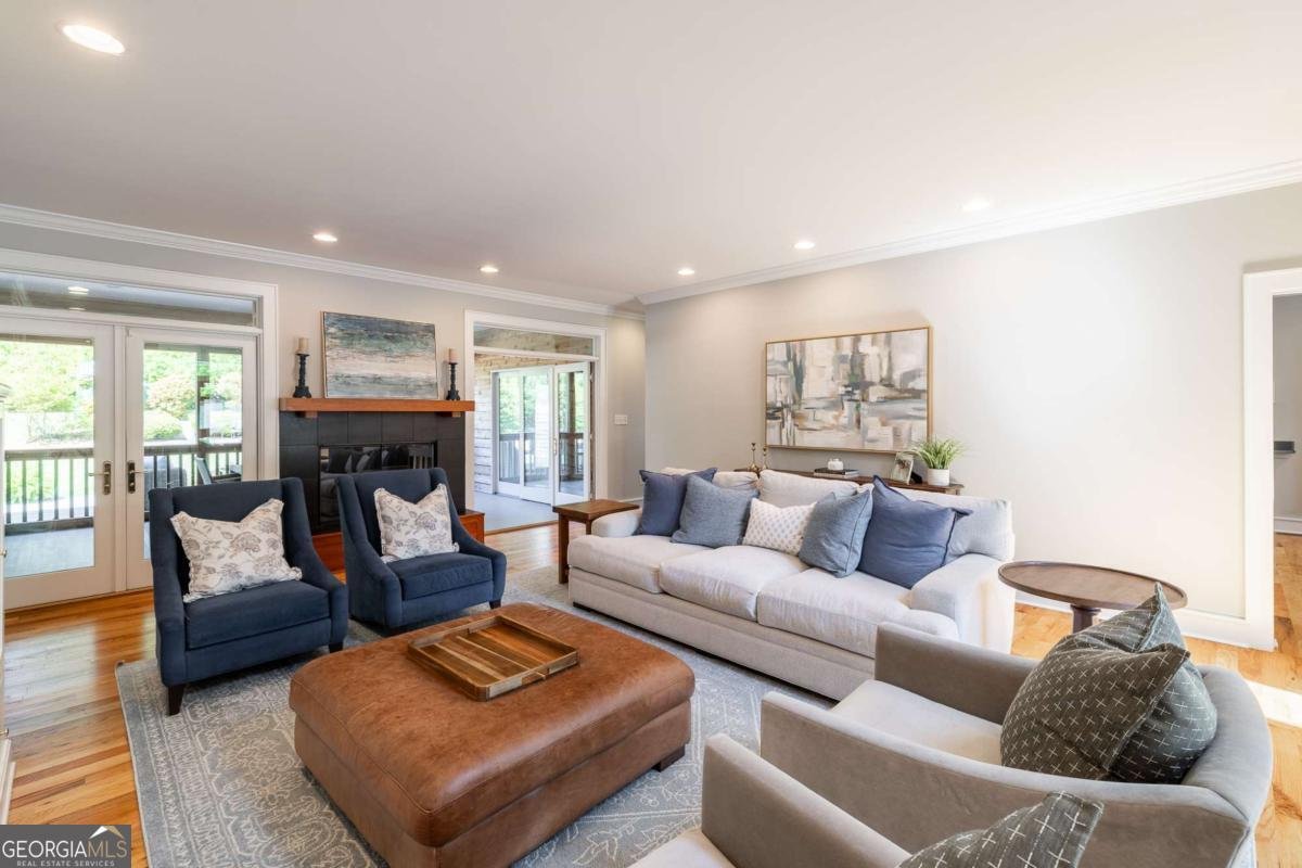 385 Woodward Way Athens - Photo 10