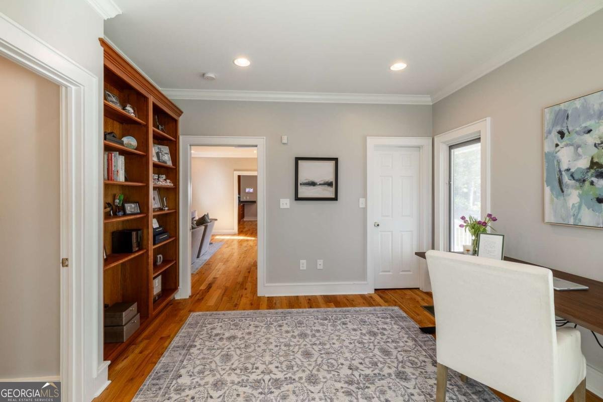 385 Woodward Way Athens - Photo 12