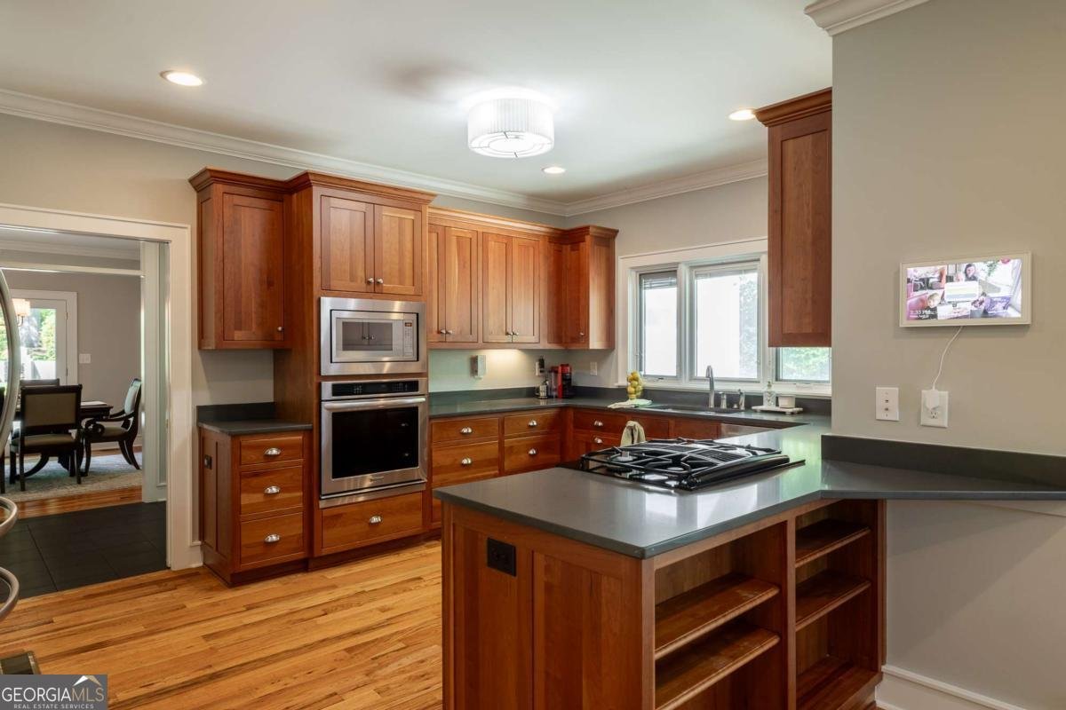 385 Woodward Way Athens - Photo 24