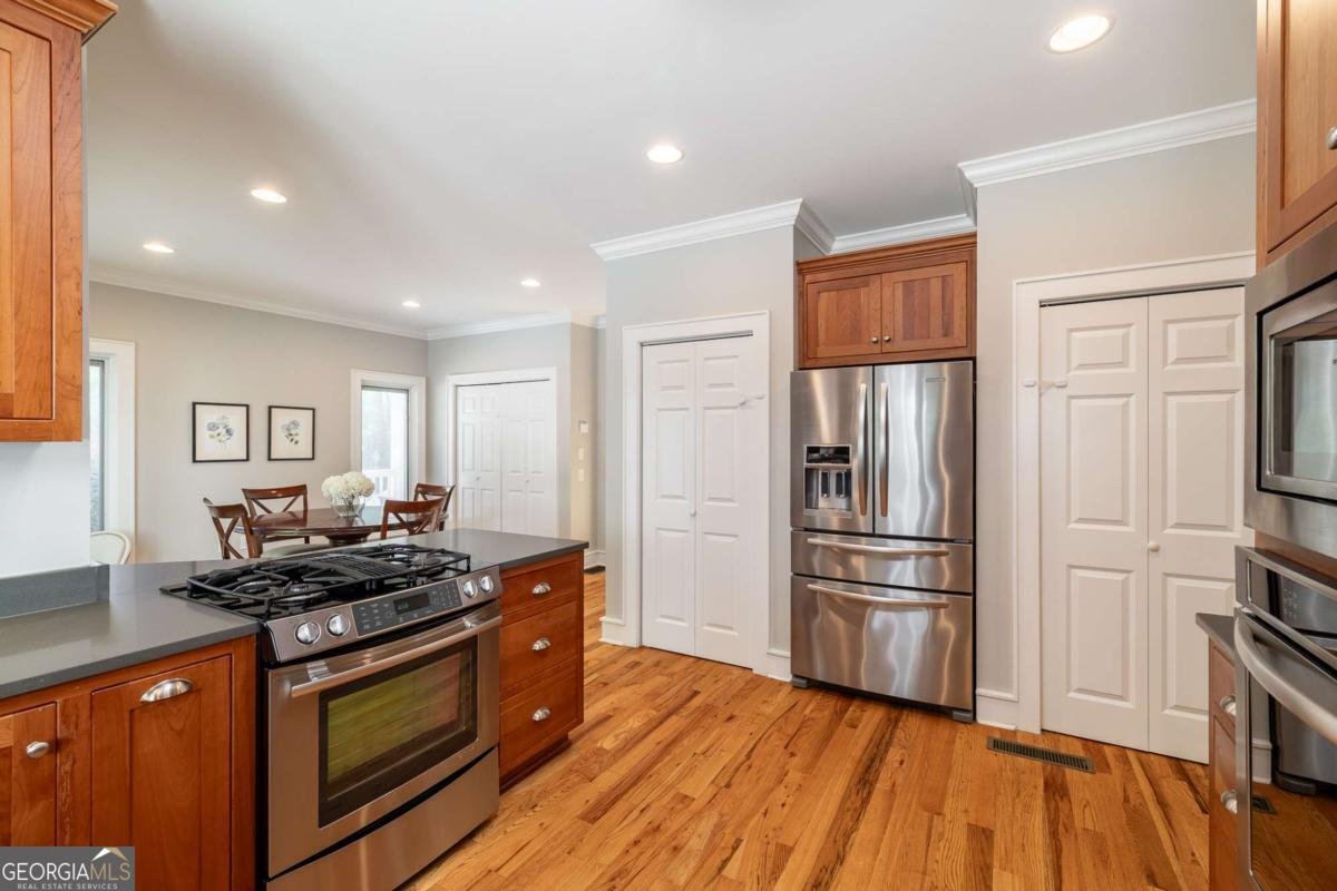 385 Woodward Way Athens - Photo 27