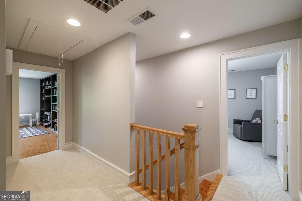 385 Woodward Way Athens - Photo 32