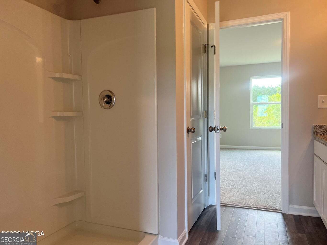 464 Hawthorn Trail Macon - Photo 10
