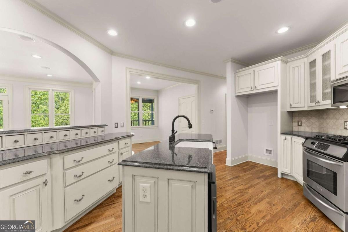 1930 Marina Way Buford - Photo 17