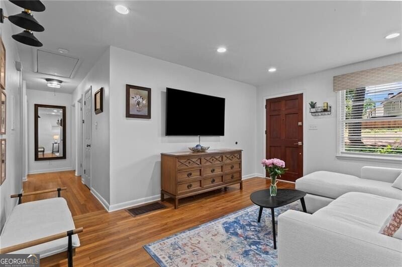 2008 Dering Circle Atlanta - Photo 8