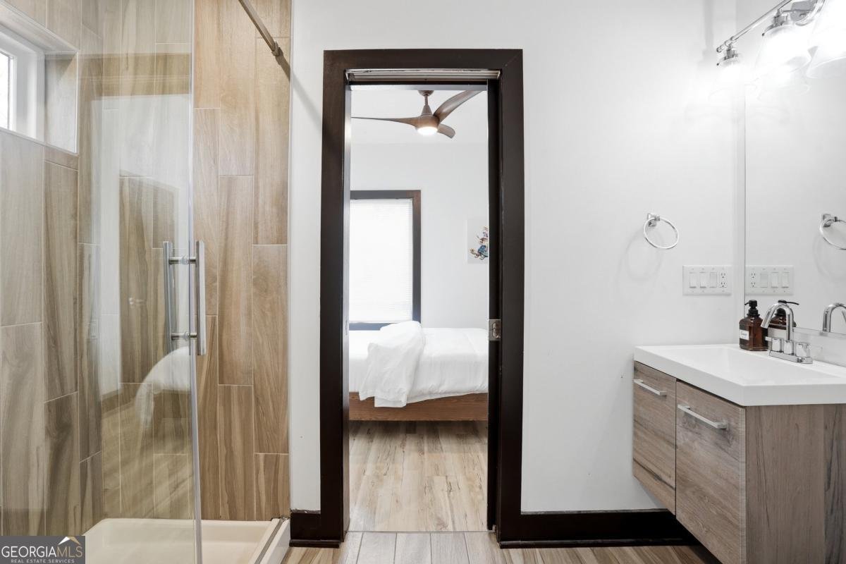 1076 Center Street Atlanta - Photo 9