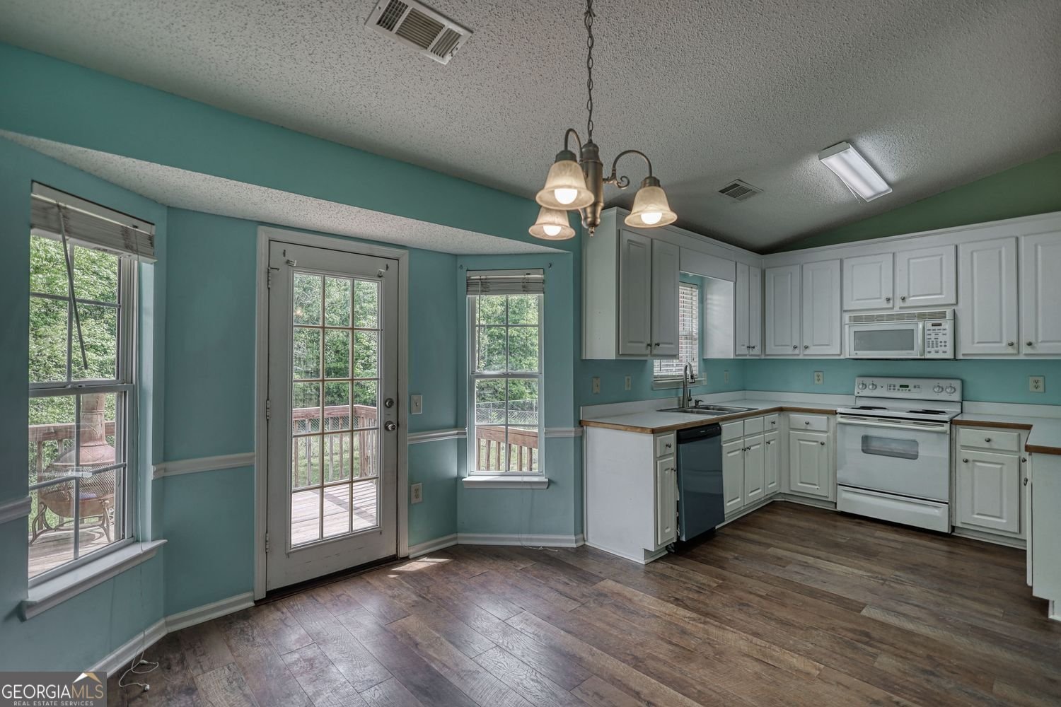 1916 Brenda Street Statham - Photo 8