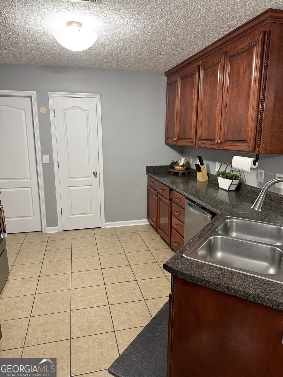 338 Hidden Creek Circle Warner Robins - Photo 10