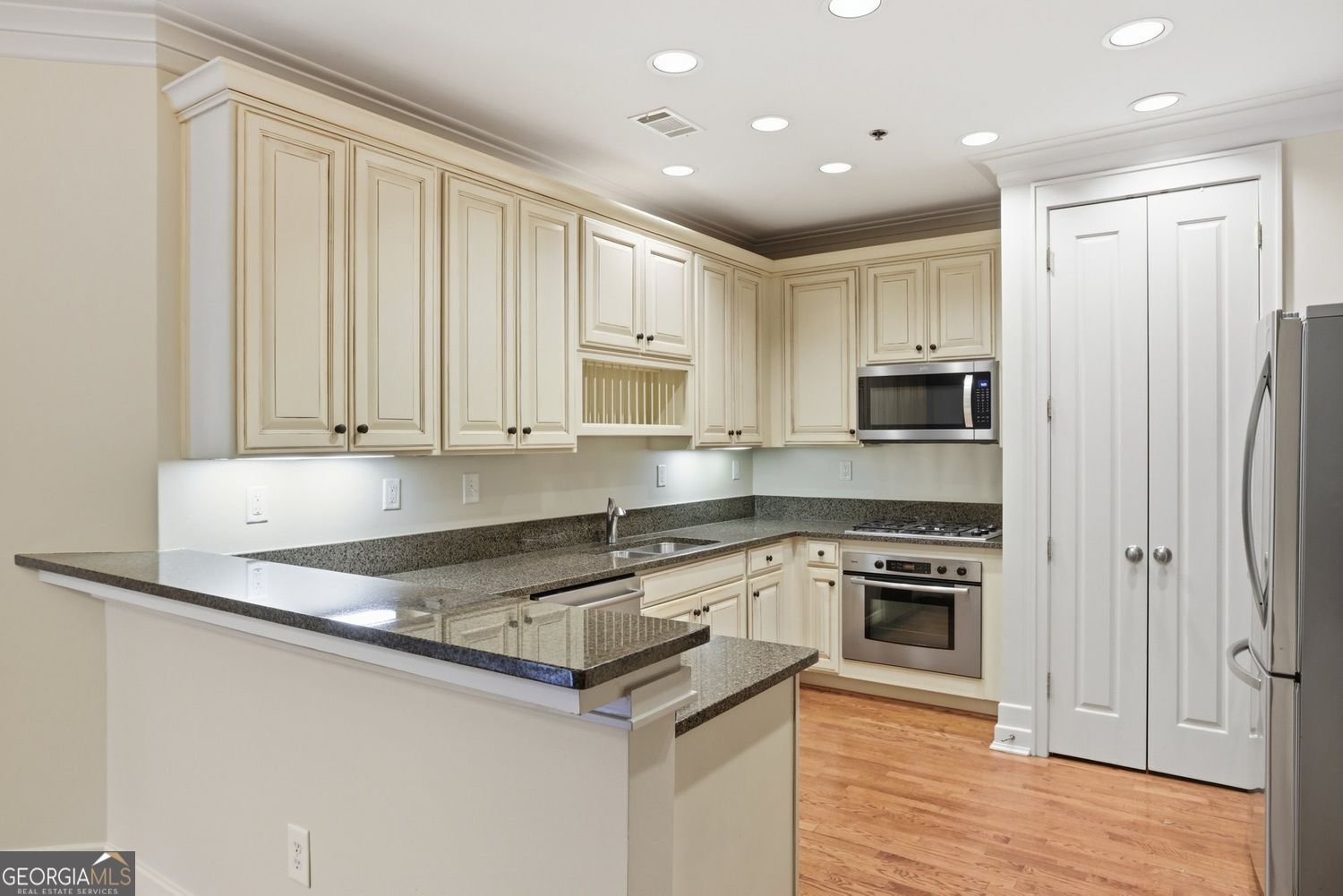 1717 Decatur Road Atlanta - Photo 8