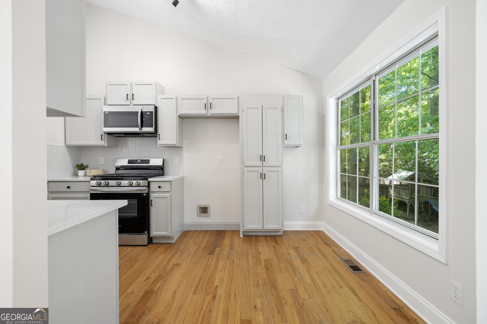 870 Long Branch Circle Sugar Hill - Photo 7