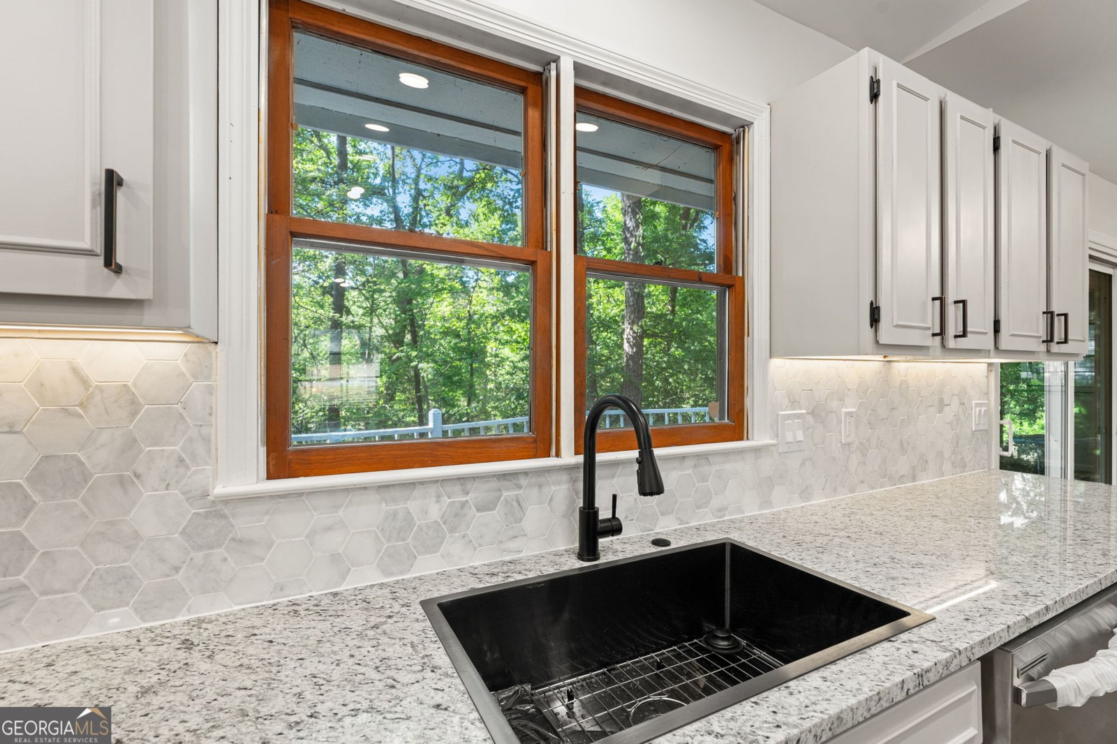 213 Dogwood Glen Dr Centerville - Photo 18