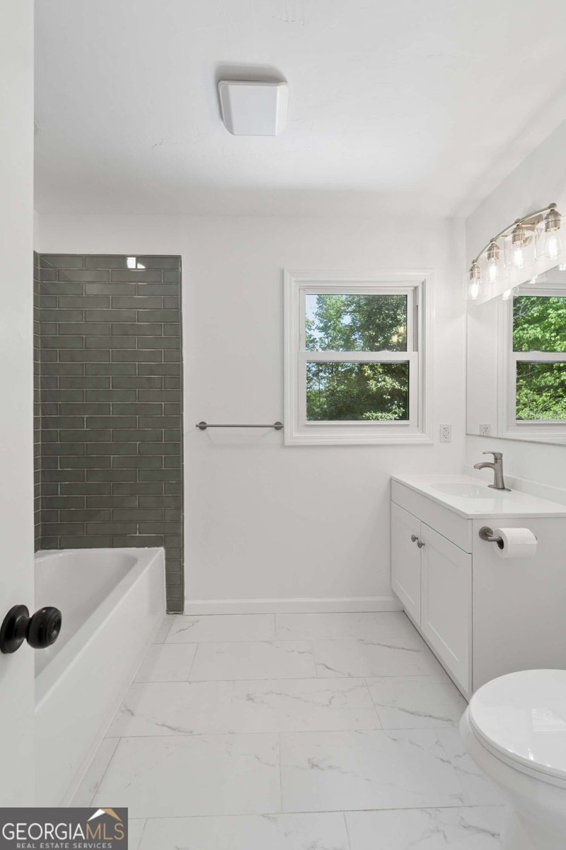 14030 Cogburn Road Milton - Photo 49