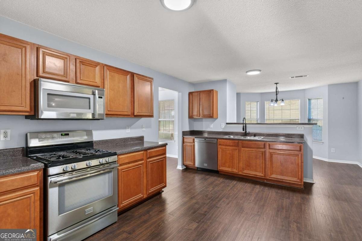 2350 Marsh Rabbit Lane Decatur - Photo 13