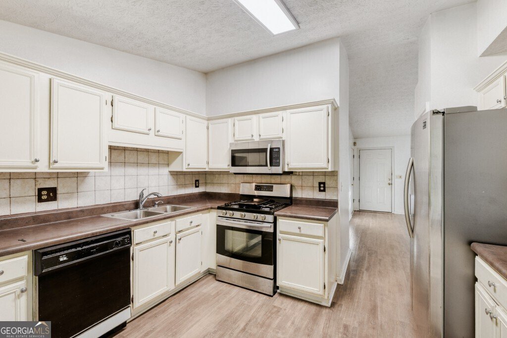 2032 Briar Trail Court Atlanta - Photo 6