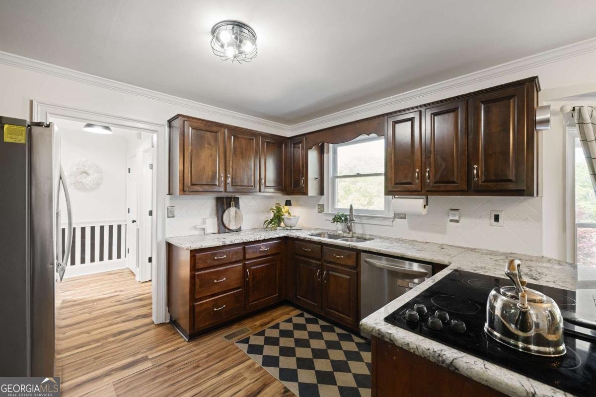 136 Hidden Lake Drive Hull - Photo 14