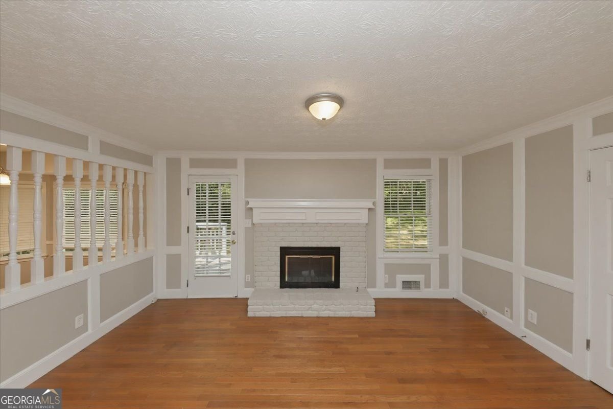 737 Mountainbrooke Circle Stone Mountain - Photo 12