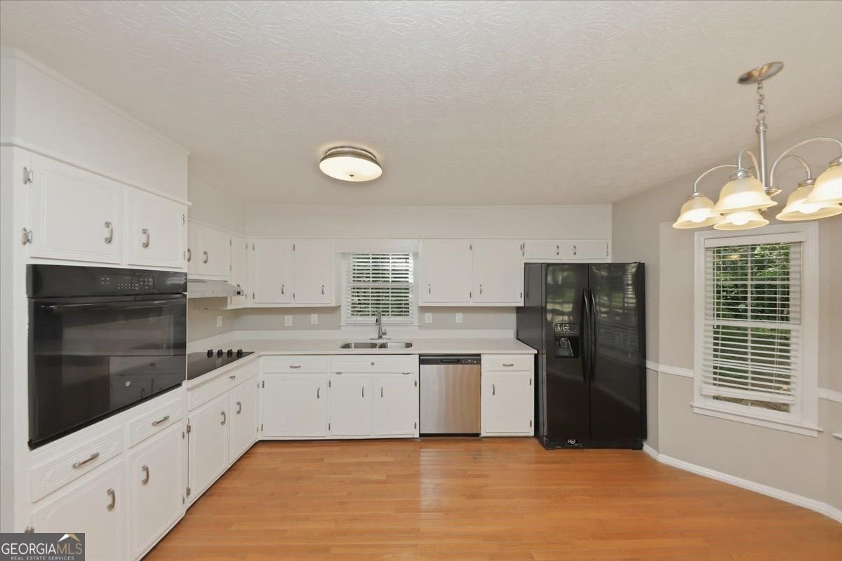 737 Mountainbrooke Circle Stone Mountain - Photo 15