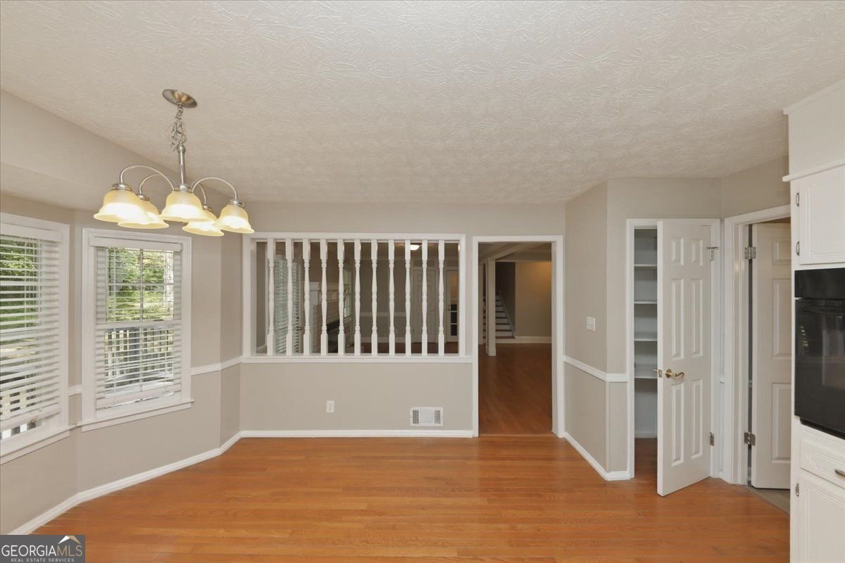 737 Mountainbrooke Circle Stone Mountain - Photo 17