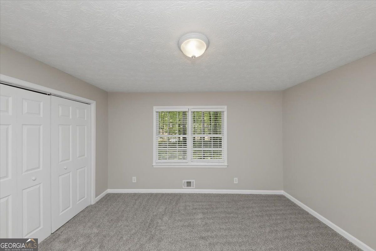 737 Mountainbrooke Circle Stone Mountain - Photo 22