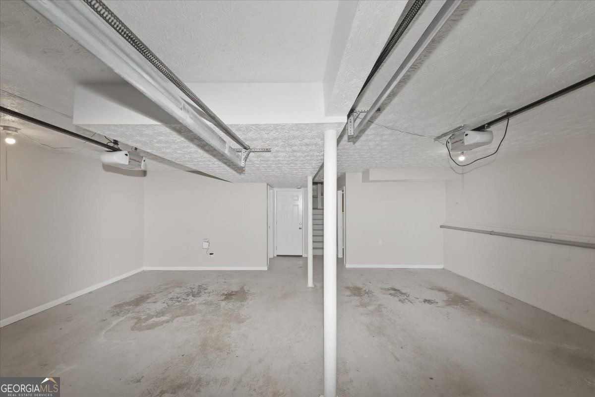 737 Mountainbrooke Circle Stone Mountain - Photo 34