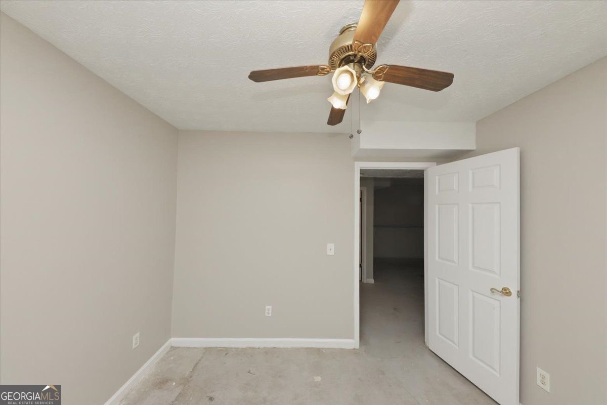 737 Mountainbrooke Circle Stone Mountain - Photo 36