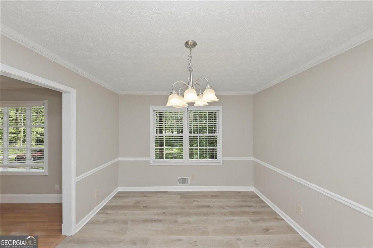 737 Mountainbrooke Circle Stone Mountain - Photo 9