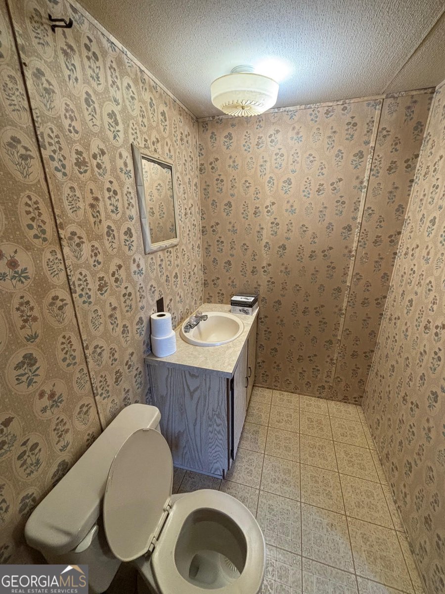 8255 Lake Hollow Drive Gainesville - Photo 16