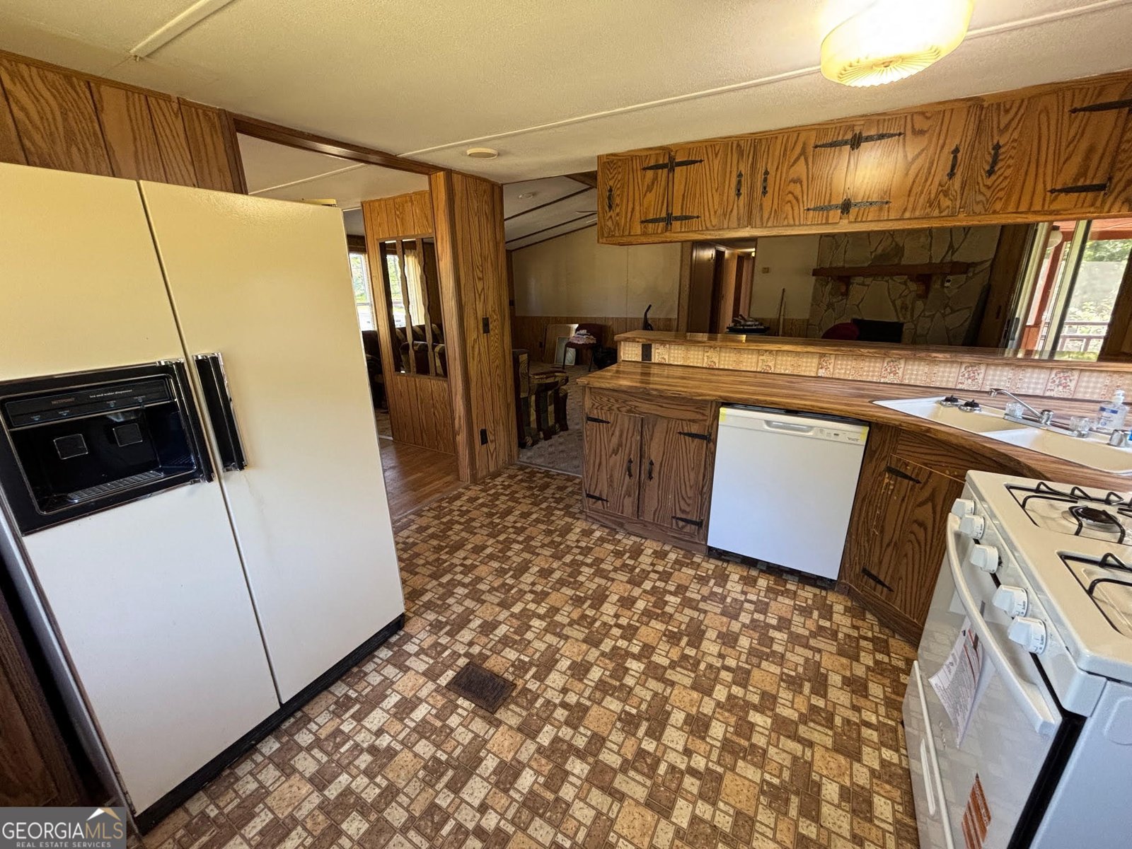 8255 Lake Hollow Drive Gainesville - Photo 8