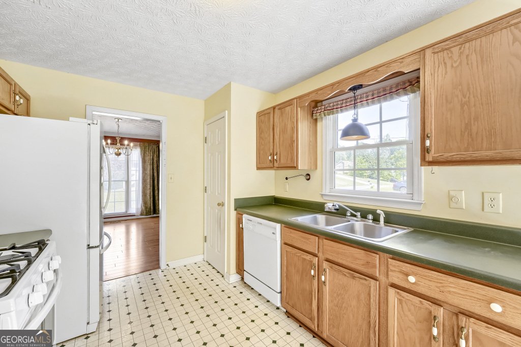 400 Austin Drive Douglasville - Photo 6