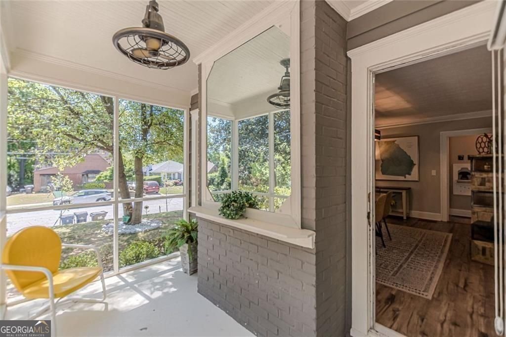 1237 Winburn Drive East Point - Photo 14