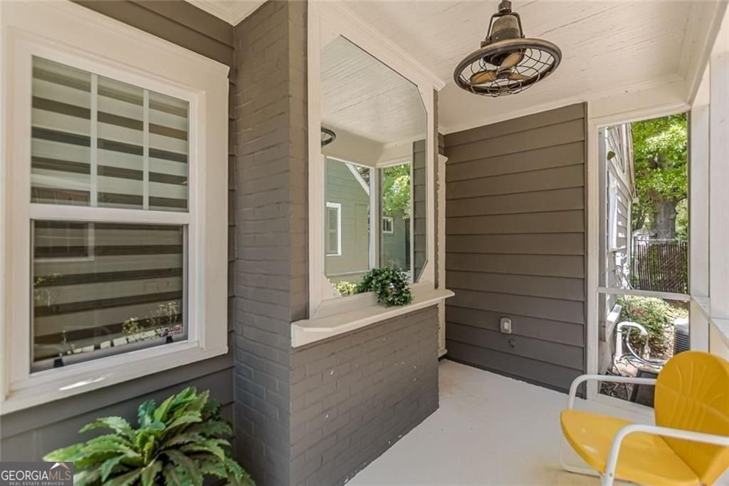 1237 Winburn Drive East Point - Photo 16