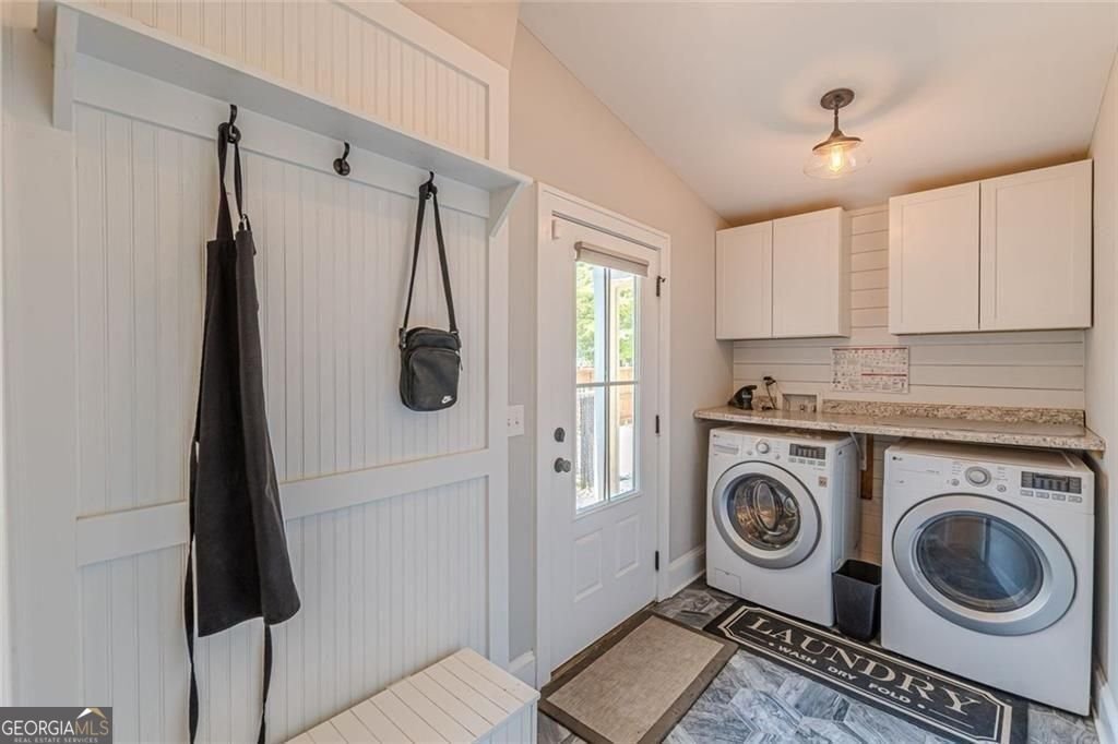 1237 Winburn Drive East Point - Photo 29