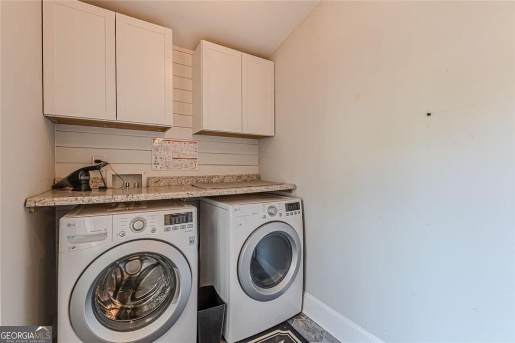 1237 Winburn Drive East Point - Photo 31