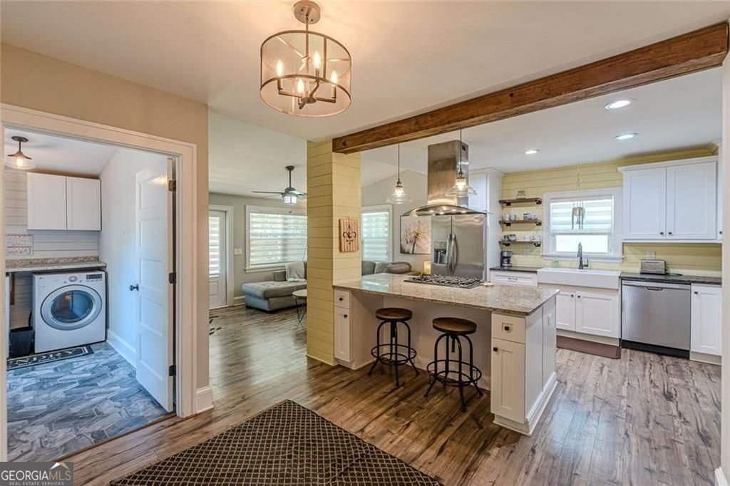 1237 Winburn Drive East Point - Photo 32