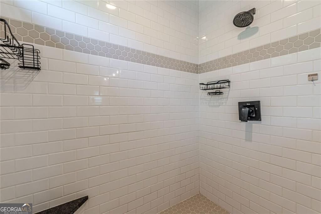 1237 Winburn Drive East Point - Photo 57