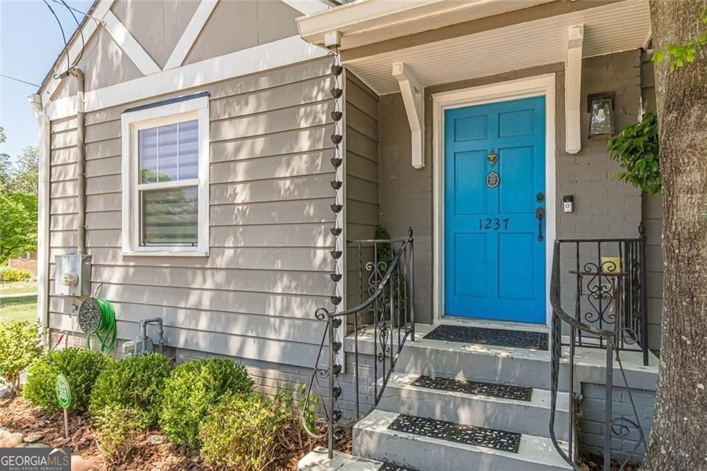 1237 Winburn Drive East Point - Photo 6