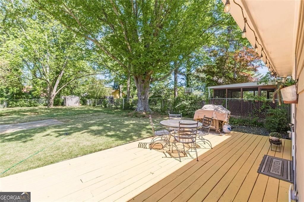 1237 Winburn Drive East Point - Photo 60