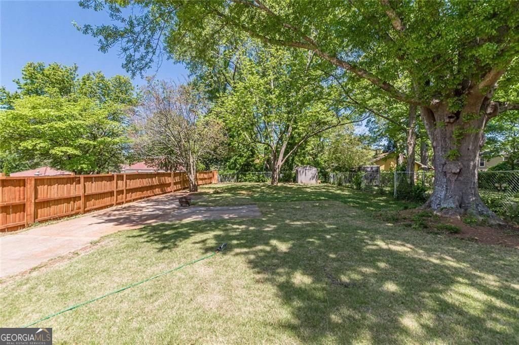 1237 Winburn Drive East Point - Photo 63