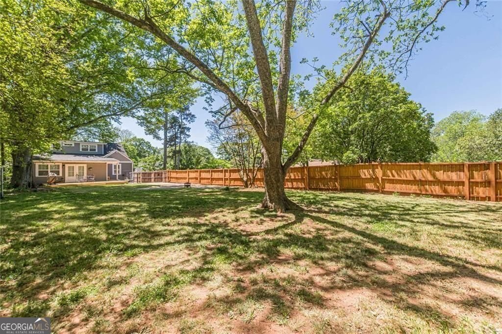 1237 Winburn Drive East Point - Photo 65